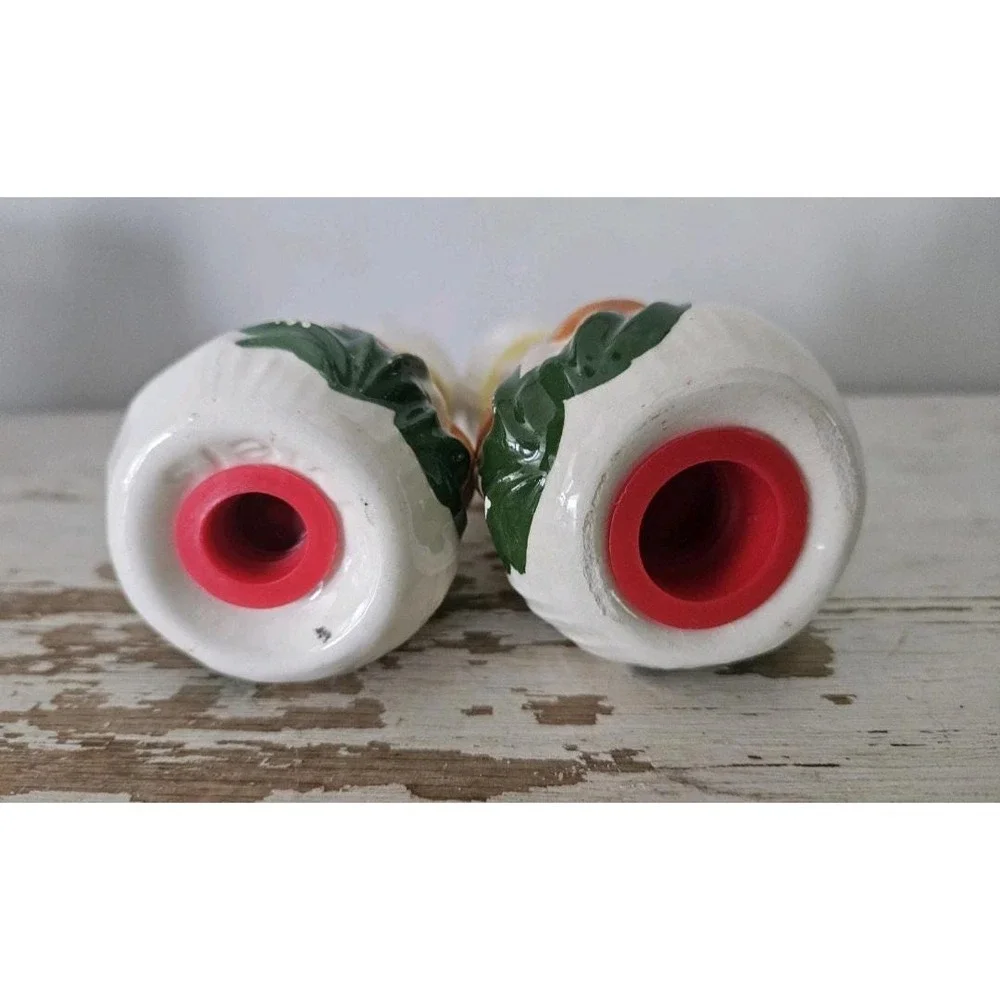 Vintage 1970s Porcelain Ceramic Arnels Mushroom Salt And Pepper Shakers